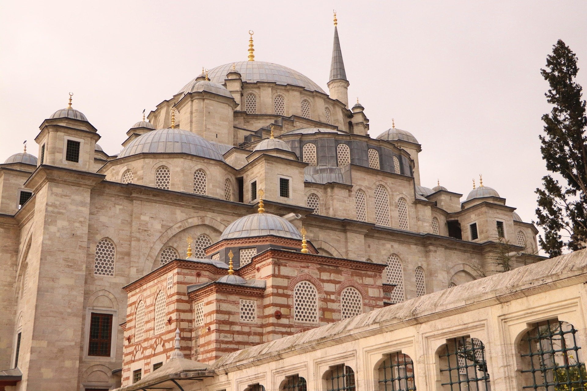 Oruçluya Mekrûh Olan Ve Olmayan Şeyler yazısı için kapak fotoğrafı.